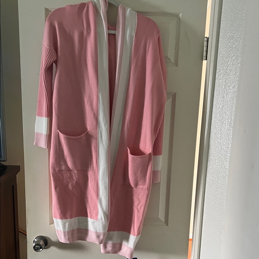 Chic Pink and White Women's Cardigan
